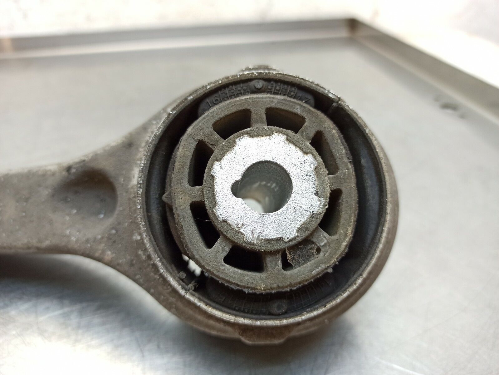 MERCEDES-BENZ 2014-2020 C 200 W205 Front Wishbone Control Arm N/S/F - Image 6