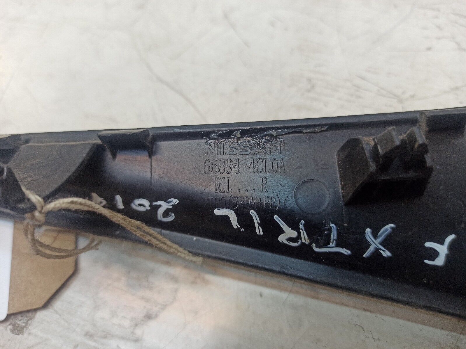 Nissan X Trail 2017-2020 O/S/F Wing Upper Filler Cover 668944CL0A - Image 4