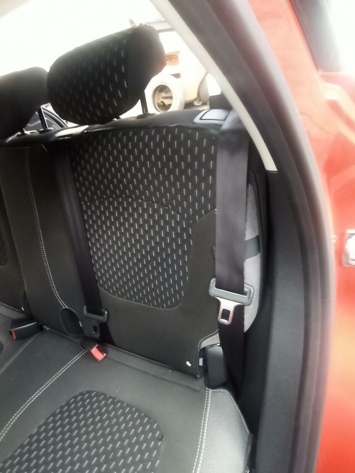 Renault Capture 2016-2021 Rear Seat Belt Passenger Side Rear N/S/R