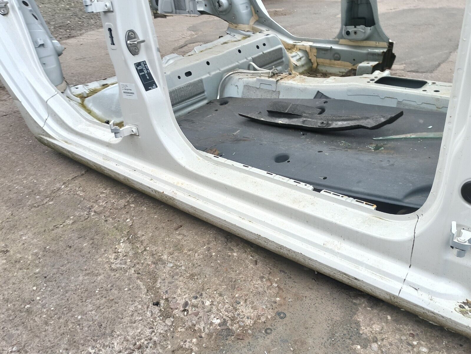 Seat Ibiza 6F MK5 2017-2020 Sill B Post Body Cut Driver Side - Image 3