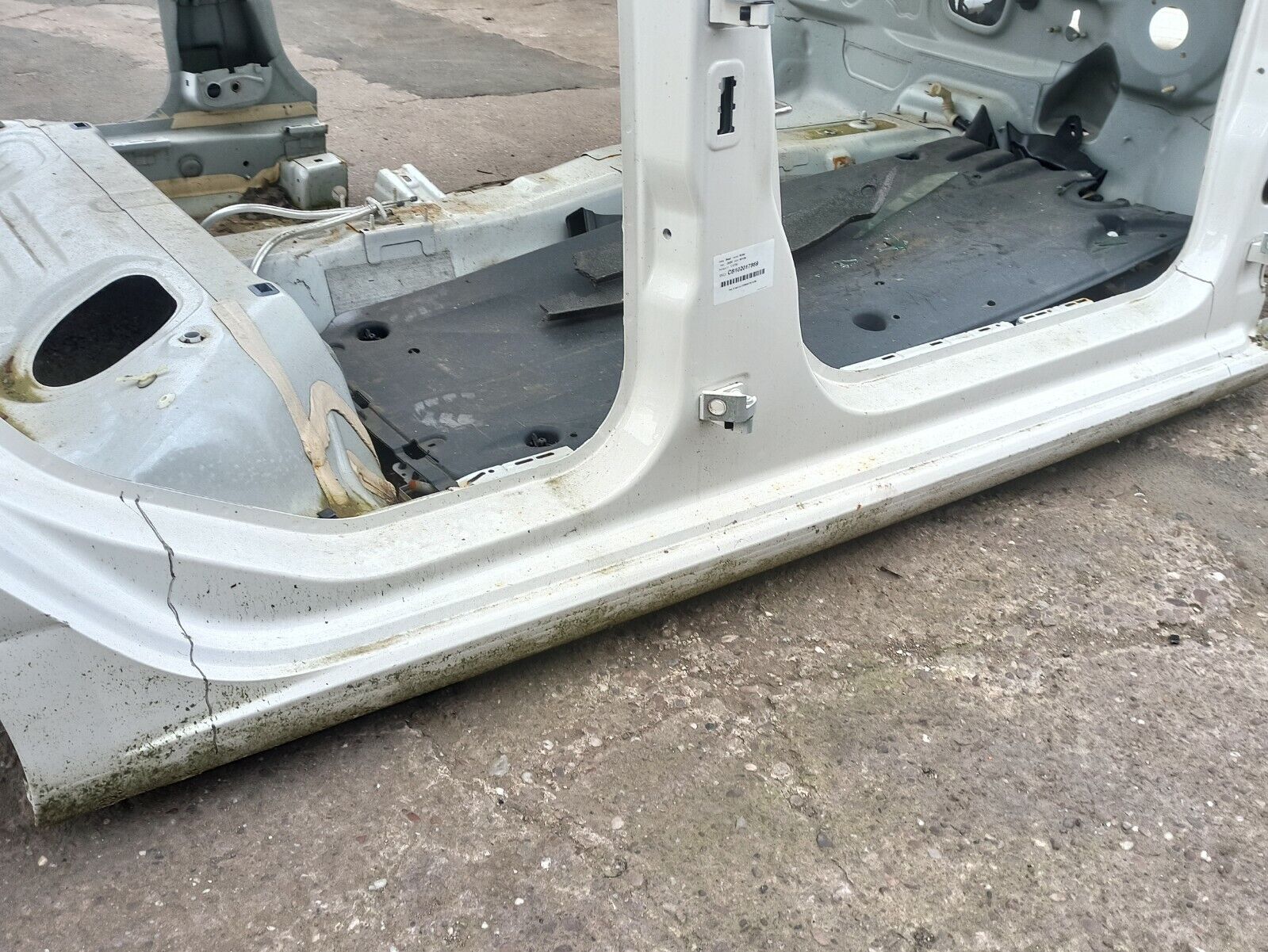 Seat Ibiza 6F MK5 2017-2020 Sill B Post Body Cut Driver Side - Image 4