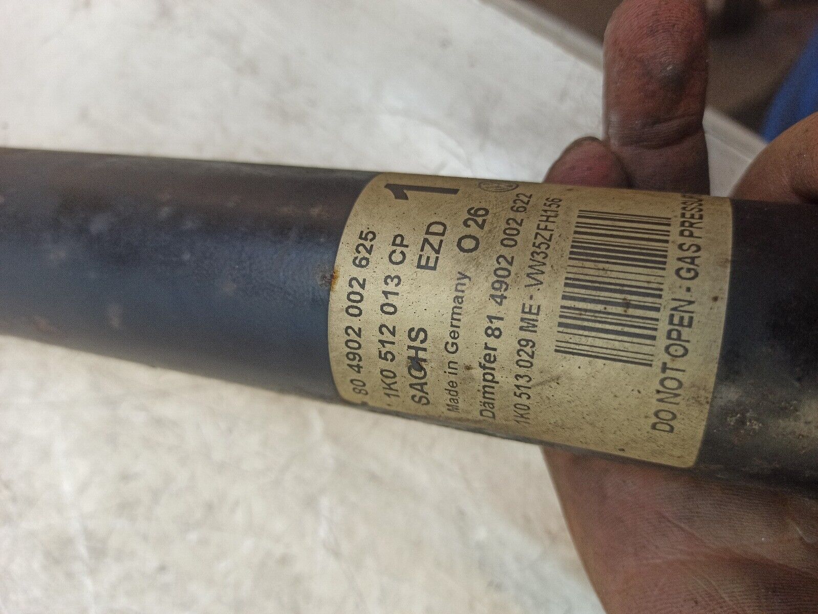 VW Golf MK5 2004-2008 1.6 FSi Rear Shock Absorber 1K0512013 - Image 11