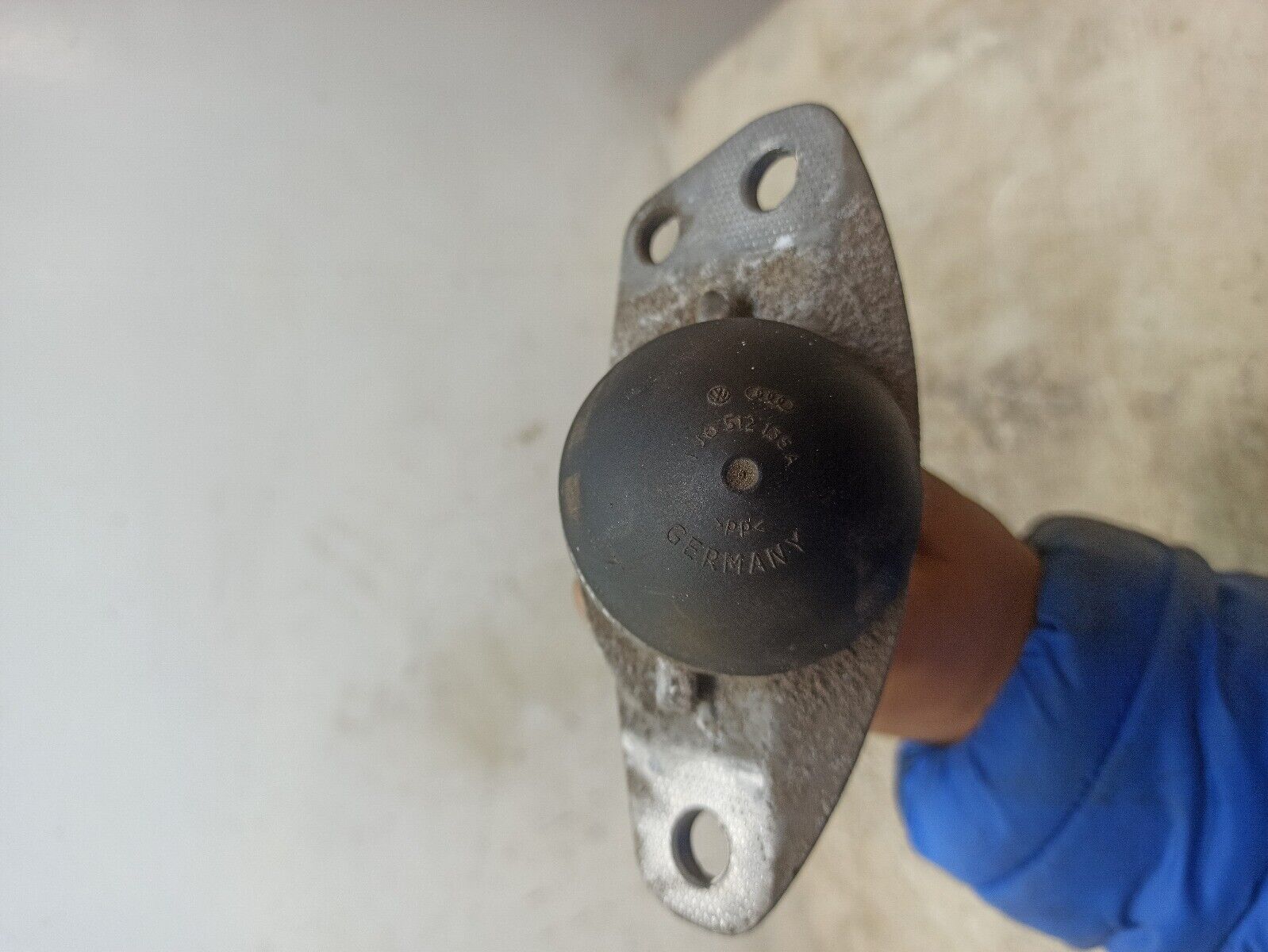 VW Golf MK5 2004-2008 1.6 FSi Rear Shock Absorber 1K0512013 - Image 8