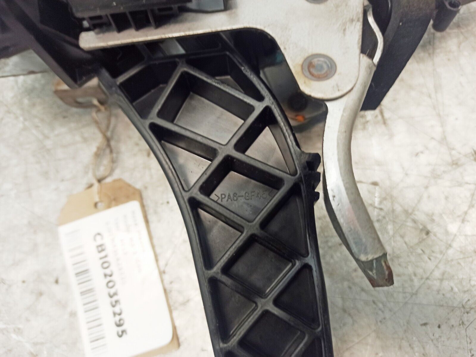 Mazda MX-5 ICON MK4 Clutch Pedal Assembly with Switch N24341400