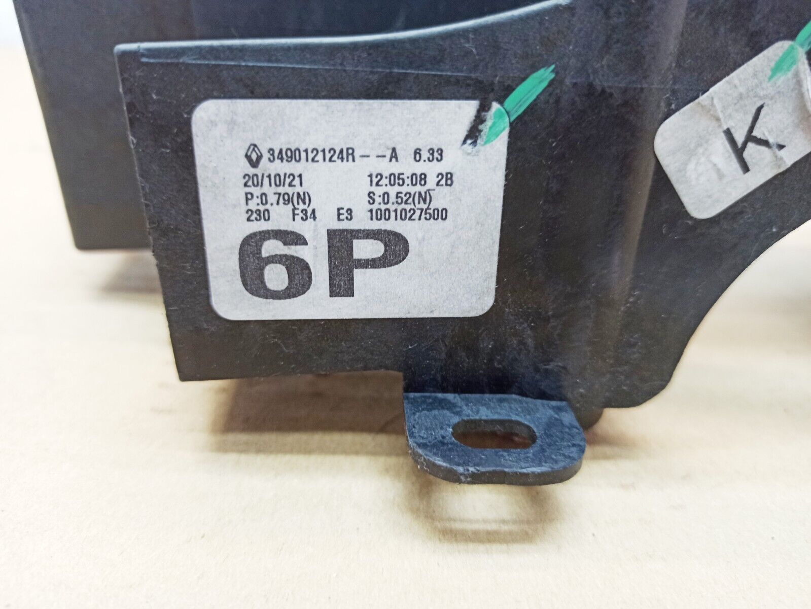 Nissan Juke MK2 2019-2023 Gear Selector Shifter Knob 349012124R 6  