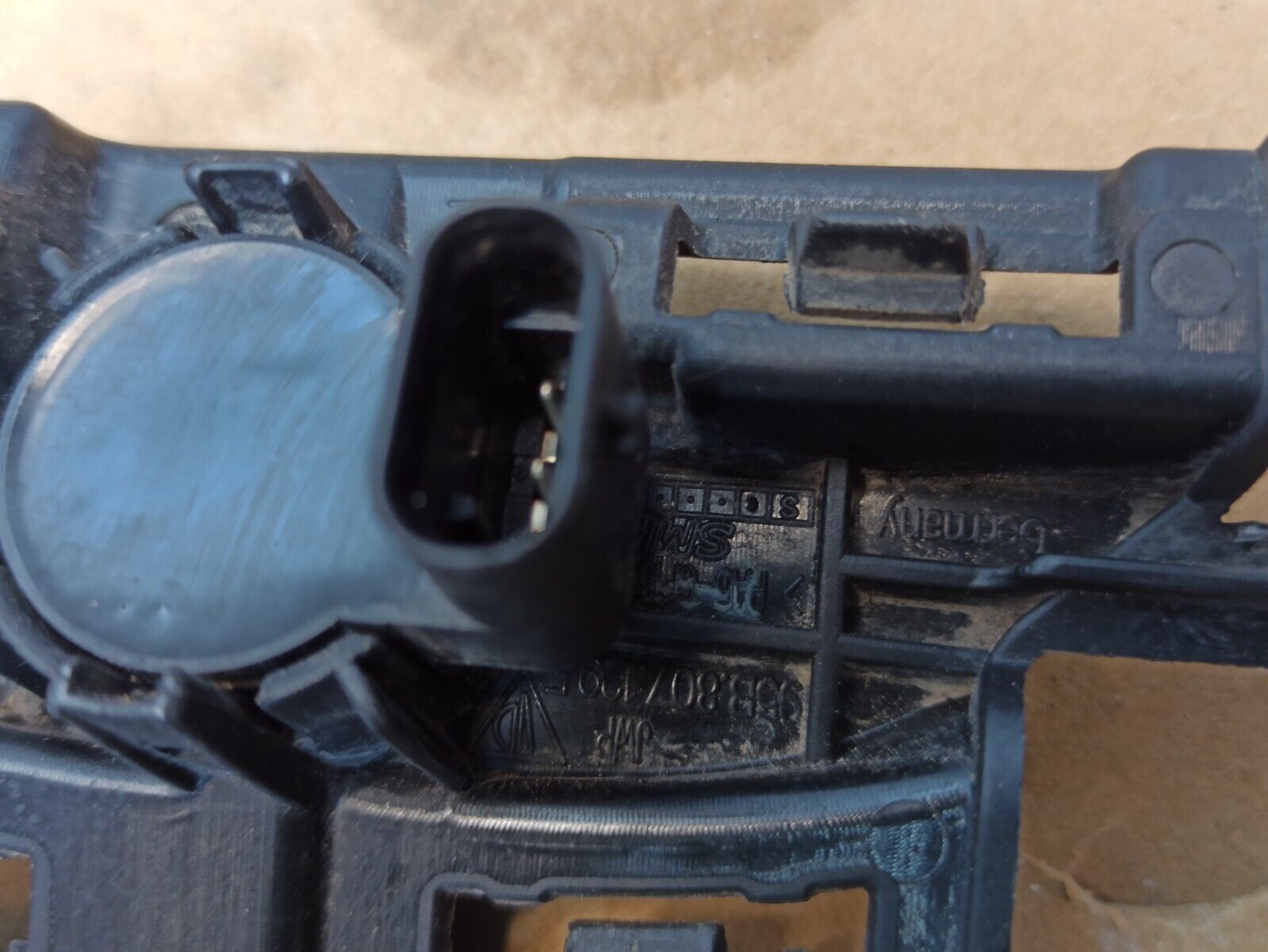 PORSCHE MACAN S 2021-2023 Parking Sensor & Bracket Left Side Front  