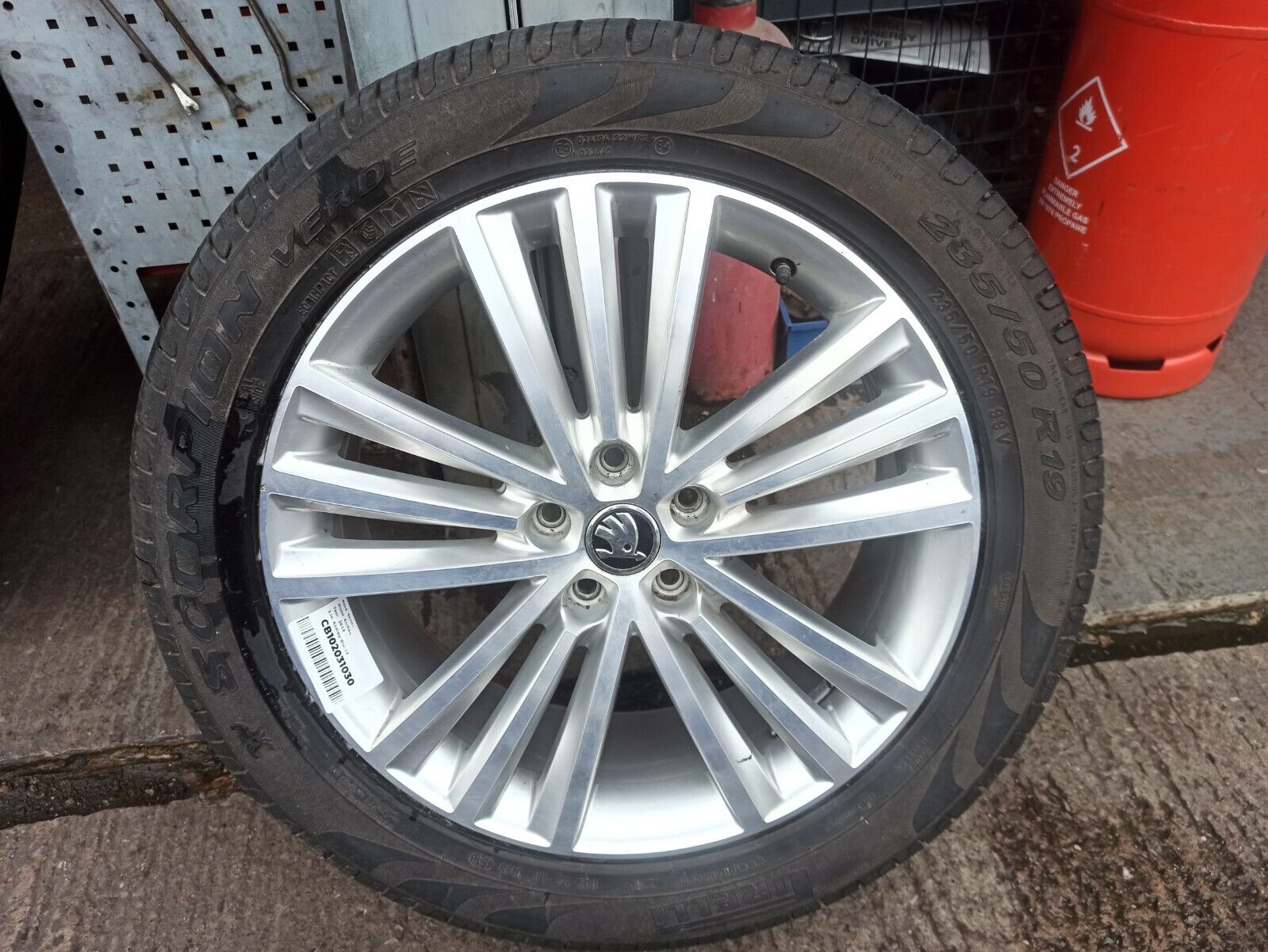Skoda Kodiaq MK1 2017-2023 ESTATE Alloy Wheel 19 Inch 235/50 R19